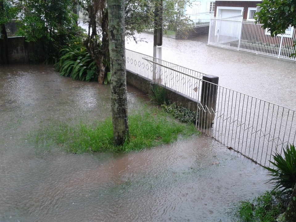 Chuva causa transtornos em Garibaldi, Bento Gonçalves e Carlos Barbosa