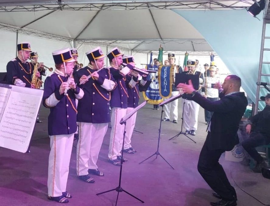 Banda Marcial de Garibaldi se destaca em competição