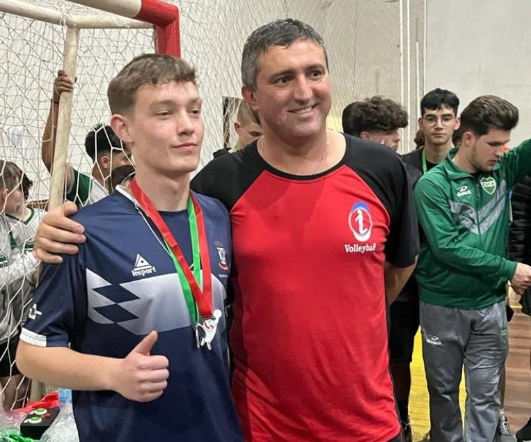 Gurizada fez bonito no torneio de Vôlei de Caxias do Sul 