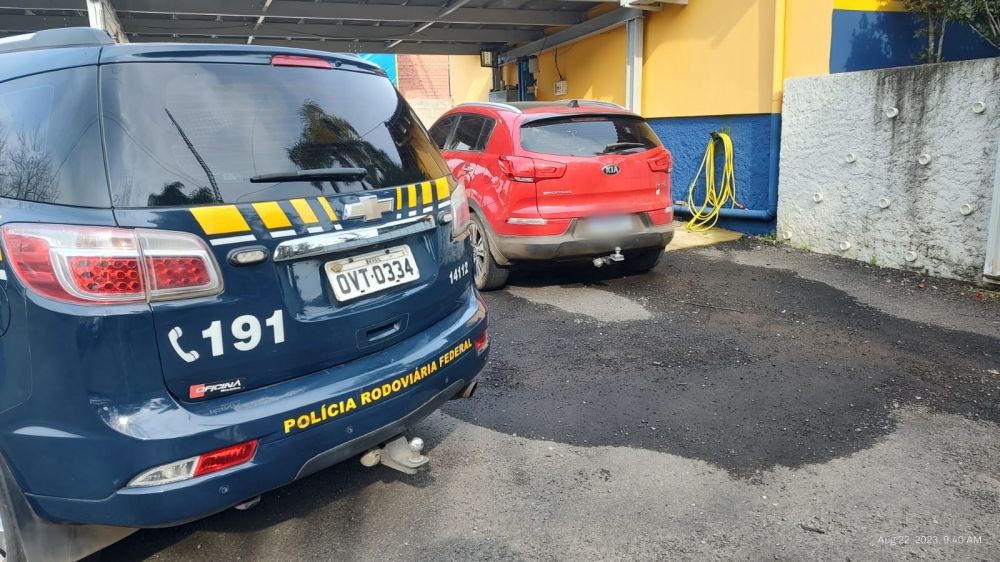 PRF prende quadrilha de traficantes em Bento