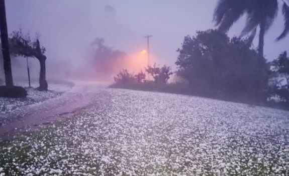 Temporal com granizo atinge interior de  Bento Gonçalves