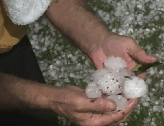 Temporal com granizo atinge interior de  Bento Gonçalves