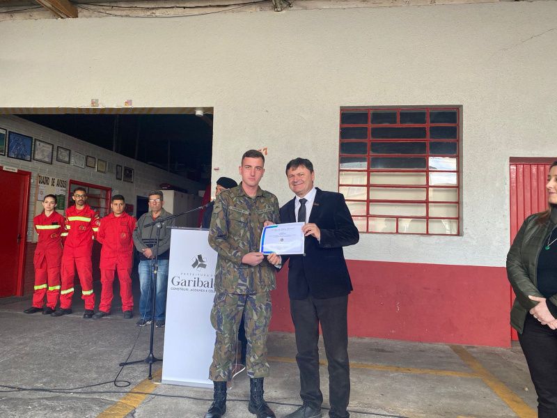 Garibaldi recebe Centelha do Fogo Simbólico da Pátria