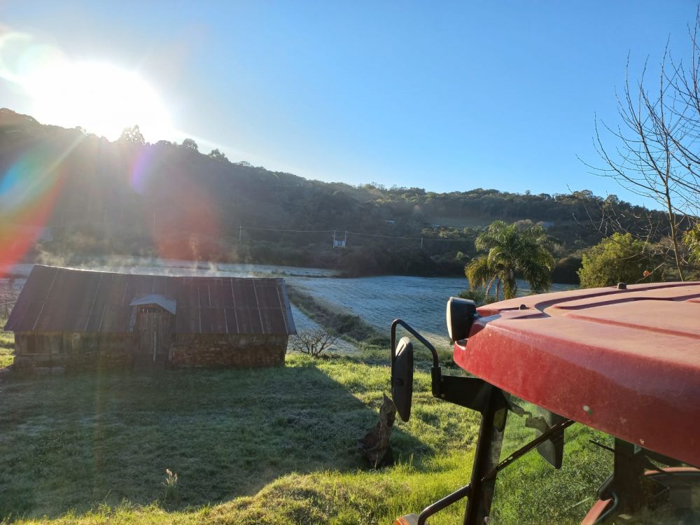  Sábado amanhece com geada na região da Serra