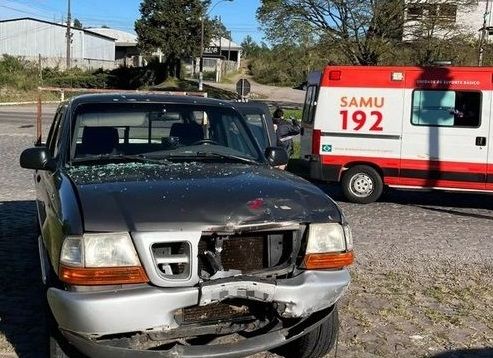 Três pessoas ficam feridas em acidentes na BR 470 em Garibaldi