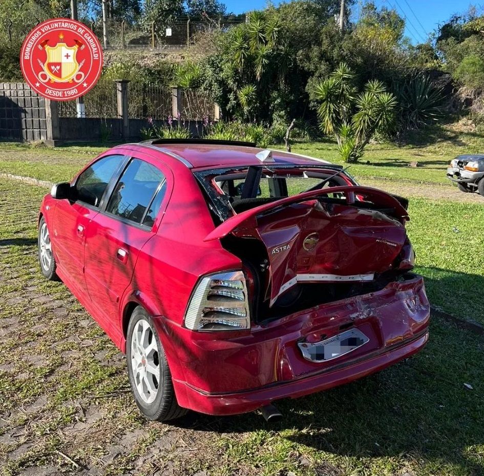 Três pessoas ficam feridas em acidentes na BR 470 em Garibaldi