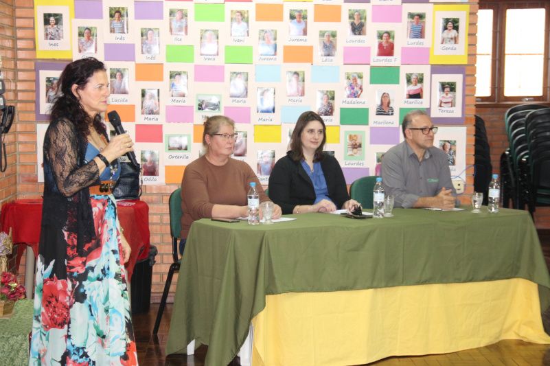 Eleitos o Rei e a Rainha da Terceira Idade de Garibaldi