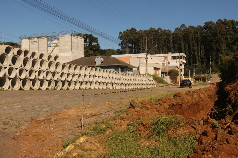 Rede de drenagem no bairro Chácaras, em Garibaldi, é ampliada