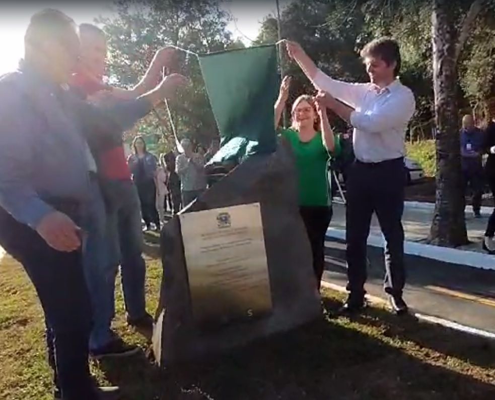 Inaugurado trecho de  pavimentação asfáltica da Buarque de Macedo