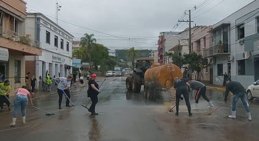 Bombeiros de Garibaldi oferecem transporte para voluntários do Município