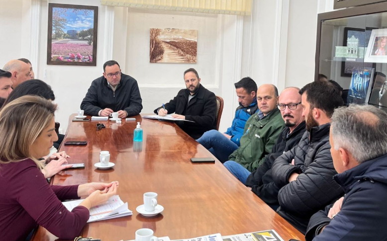 Governo Municipal debate ações após as enchentes em Bento Gonçalves