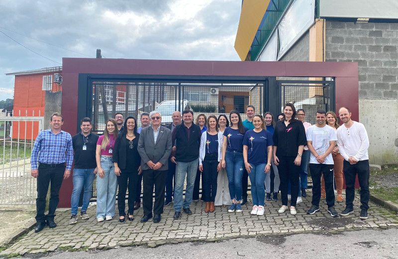 Inaugurado o cercamento da Escola Valentim Tramontina