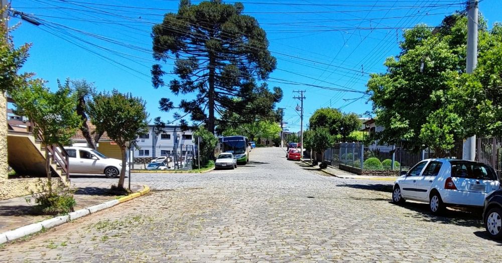 Obras na Rua Independência começam nessa terça-feira, em Carlos Barbosa