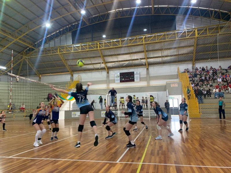 Copa Garibaldi de Vôlei Infantil ocorre nesta quarta-feira