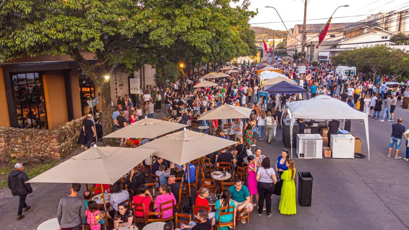 1º Festival do Espumante reúne mais de 8 mil pessoas