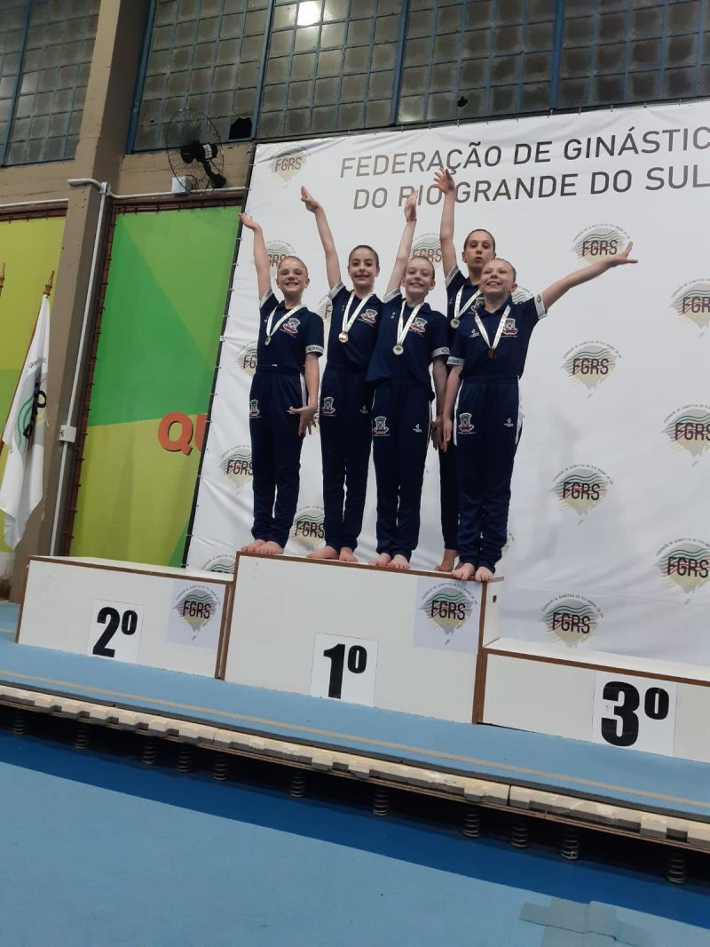 Atletas da ginástica de Garibaldi participam de Copa Estadual