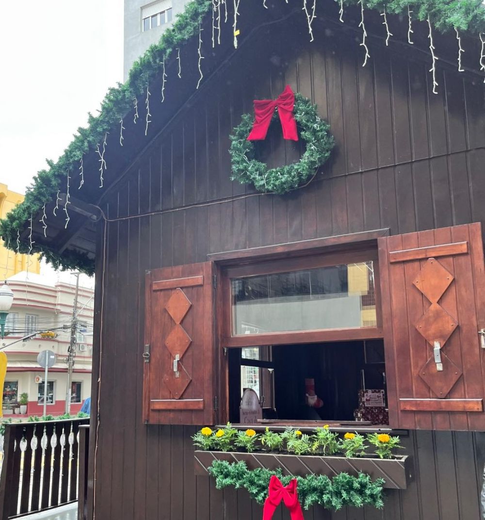 Com novo espaço o Papai Noel já atende na Via Del Vino