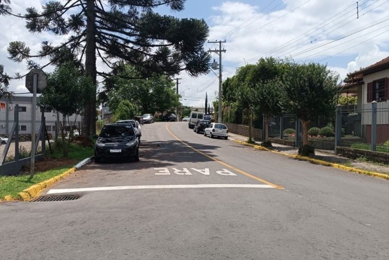 Rua Independência tem pavimentação concluída