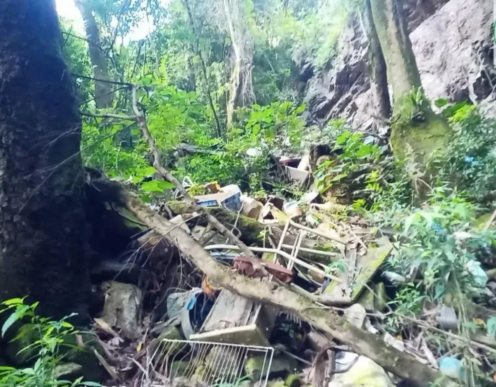  Batalhão Ambiental da Brigada descobre lixão em Bento Gonçalves