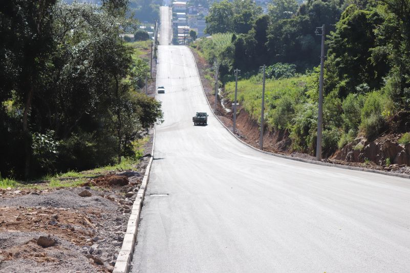  Pavimentação asfáltica da Rua Aurélio Bitencourt é finalizada