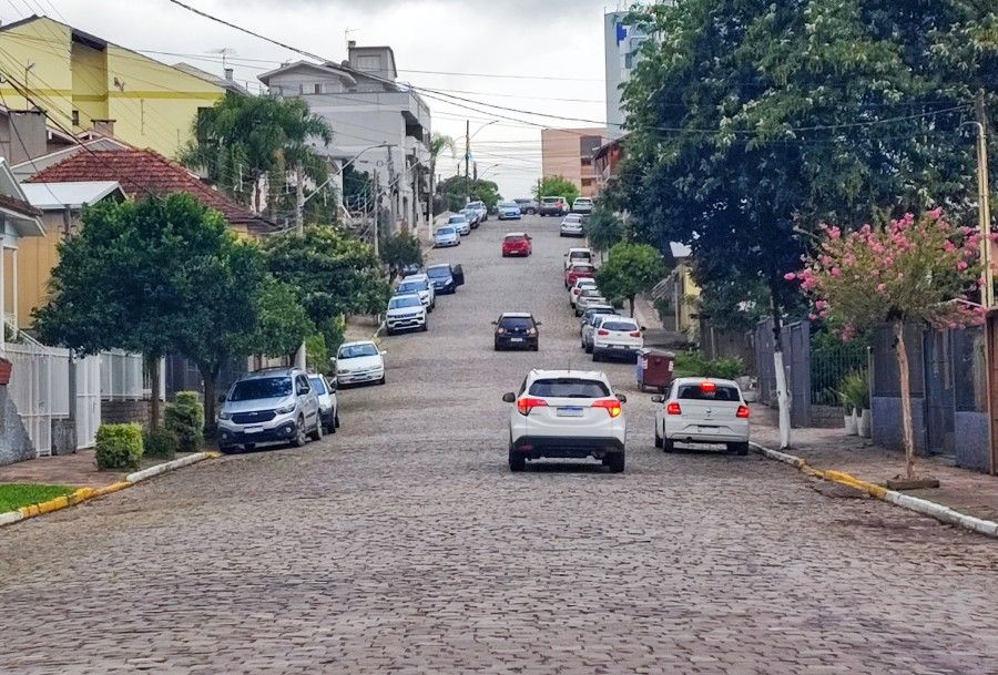  Inicia a pavimentação asfáltica da Rua 15 de Novembro 