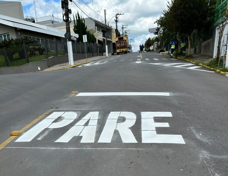 Realizadas mudanças em três ruas centrais em Carlos Barbosa 