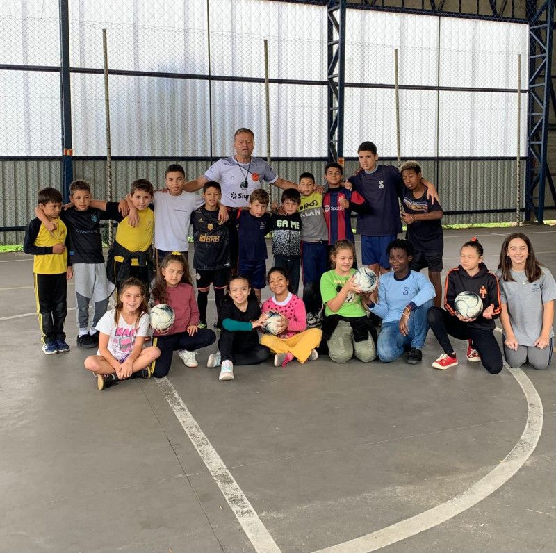  Aulas de futebol são retomadas no Centro Social São José