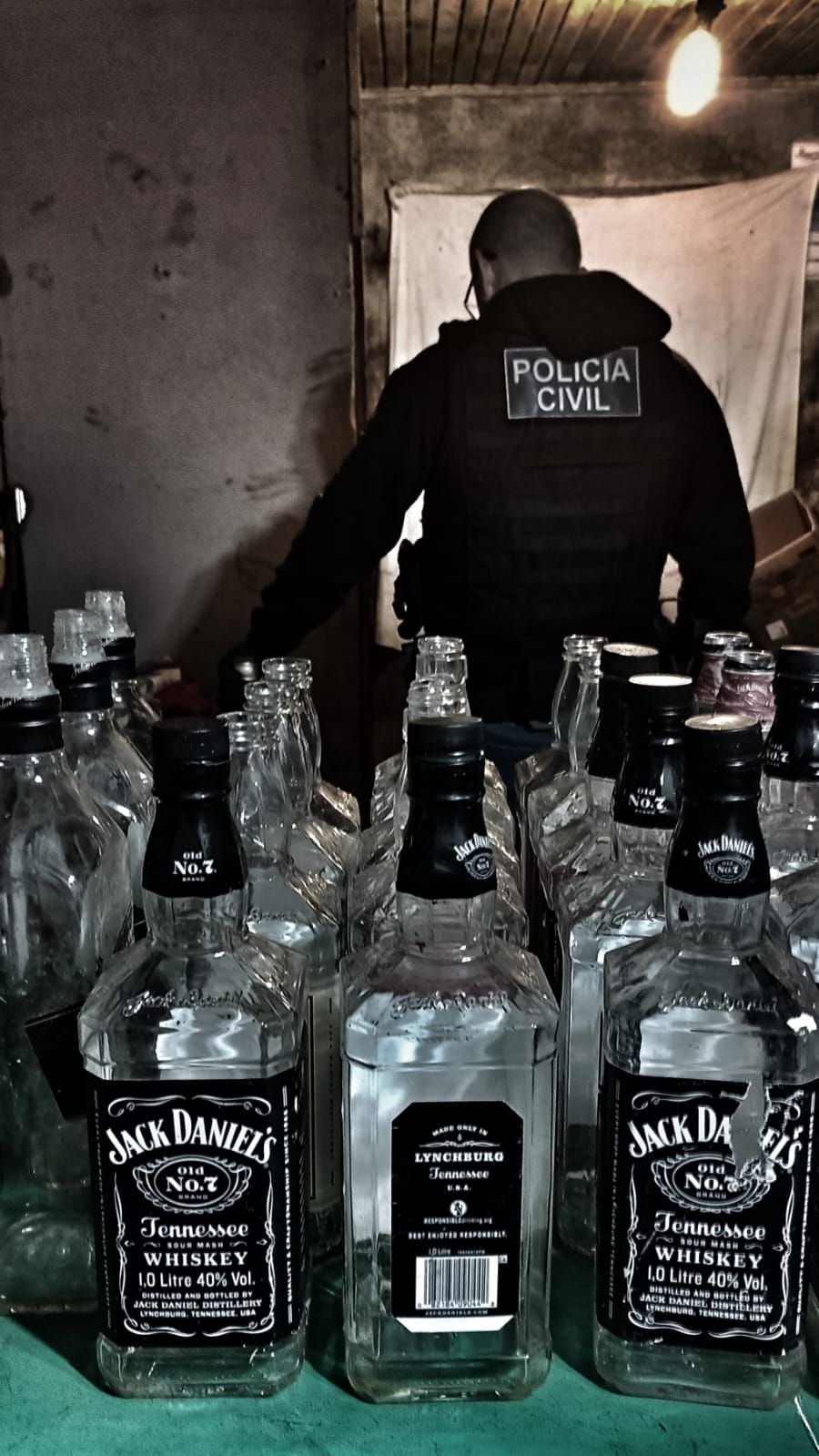 Fábrica Clandestina de Bebidas é desarticulada em Farroupilha