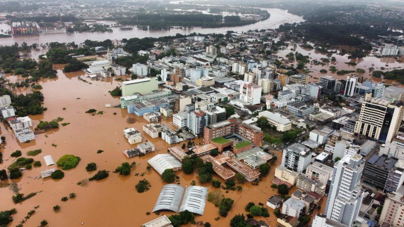 Rio Taquari passa dos 30 metros e atinge o maior nível da história