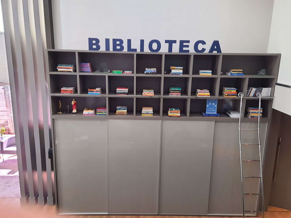 Apeme disponibiliza livros de sua Biblioteca para empréstimo 
