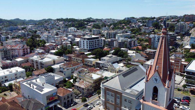Garibaldi e Carlos Barbosa entre as cidades mais desenvolvidas do RS