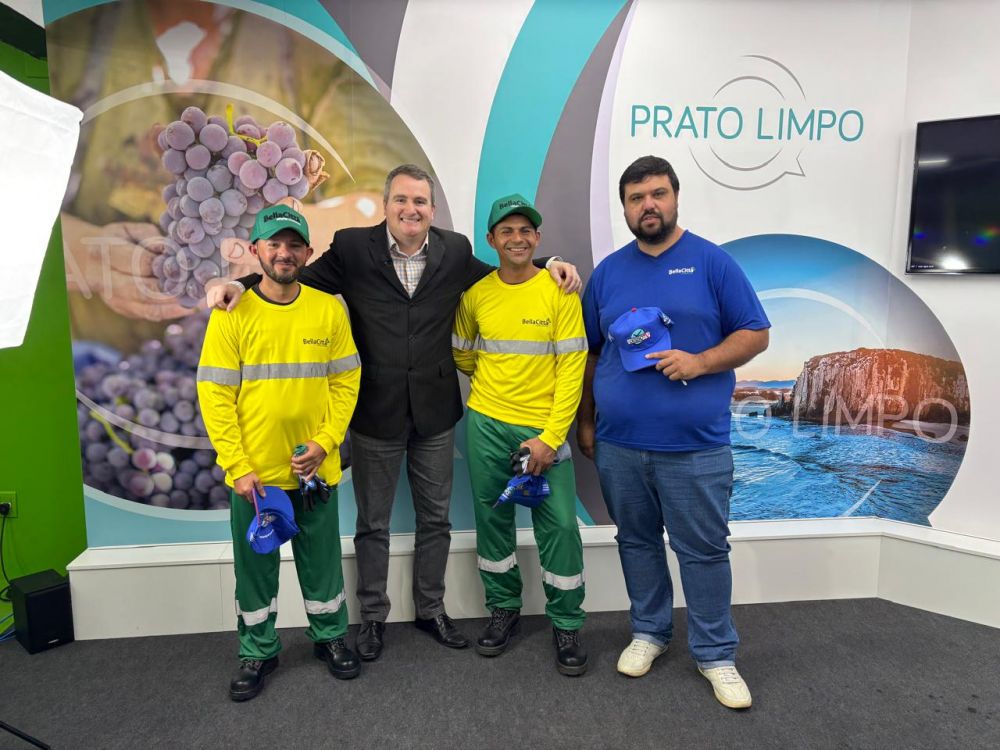 No Dia do Gari, coletores participam AO VIVO do Programa Prato Limpo
