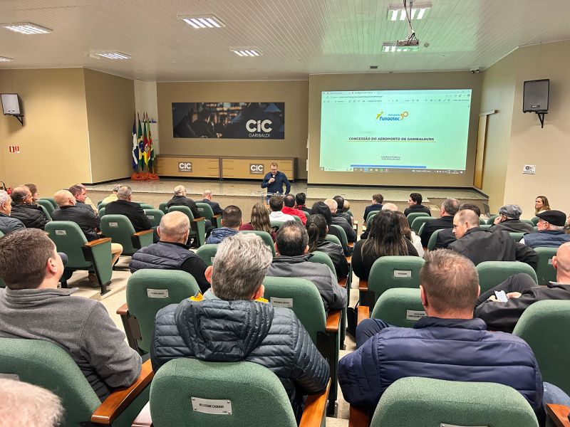 Audiência Pública sobre a concessão do aeródromo municipal é realizada