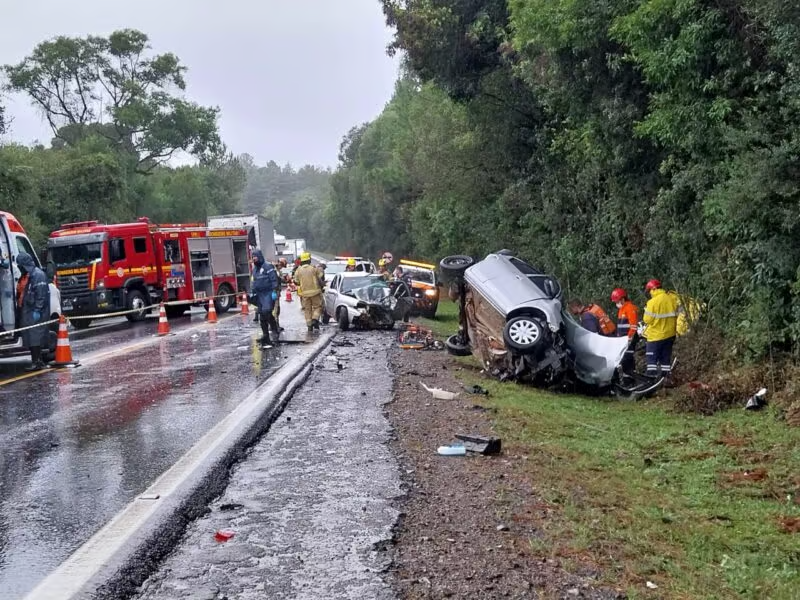Dois motoristas morrem em colisão na RSC 453 entre Farroupilha e Bento Gonçalves
