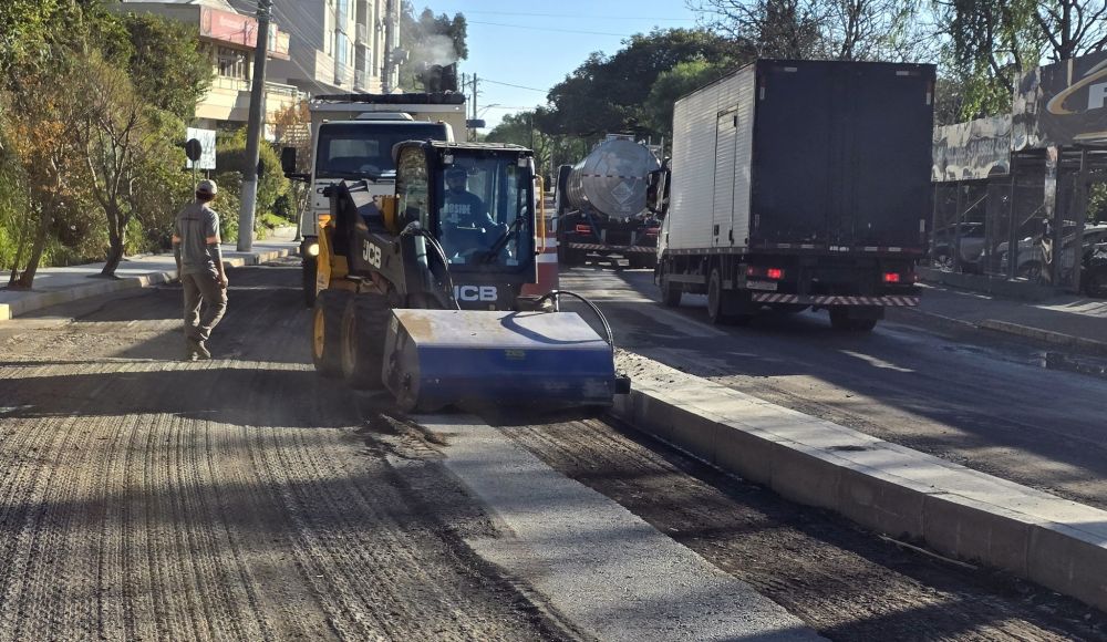 Trânsito ficará bloqueado na Av. Ivo Tramontina nesta quarta-feira