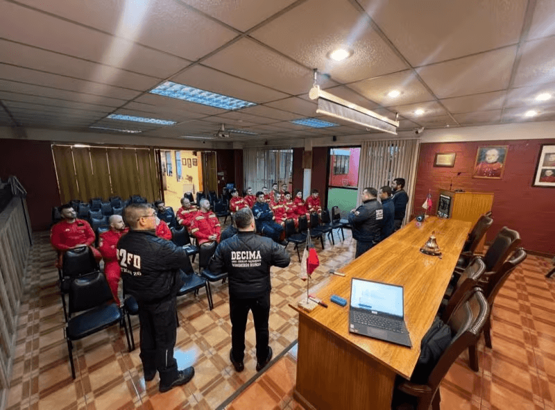 Bombeiros de Carlos Barbosa cruzam fronteiras e se especializam no Chile