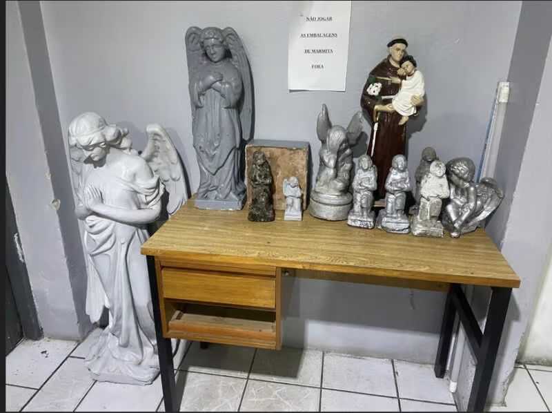 Quatro presos em flagrante por furto no Cemitério Municipal de Carlos Barbosa
