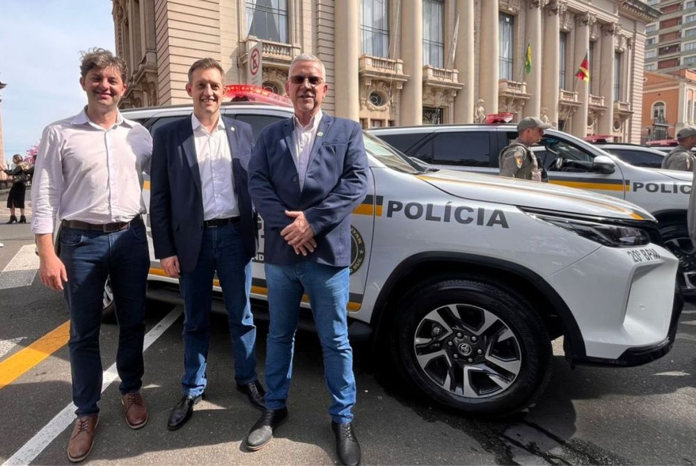 Brigada Militar de Carlos Barbosa recebe viatura de luxo para patrulhar a cidade
