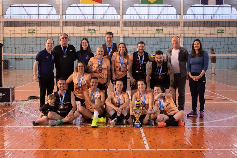 Municipal de Vôlei de Garibaldi consagra campeões em finais eletrizantes