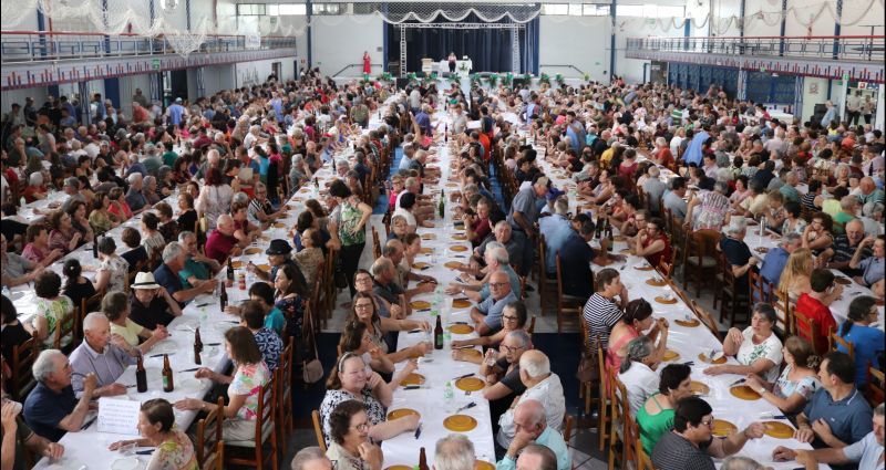 Centro de Convivência dos Idosos promove festa em comemoração ao Dia do Idoso