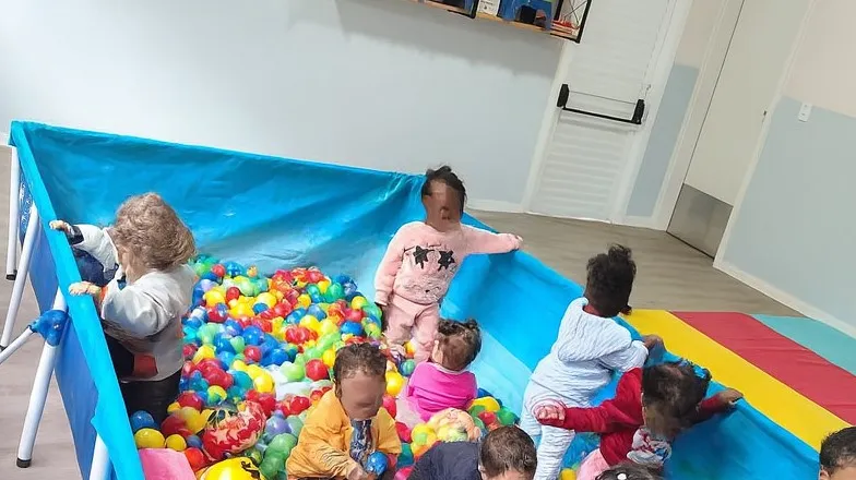 Bebês de 1 e 2 anos seriam vítimas de agressões em escola infantil de Bento