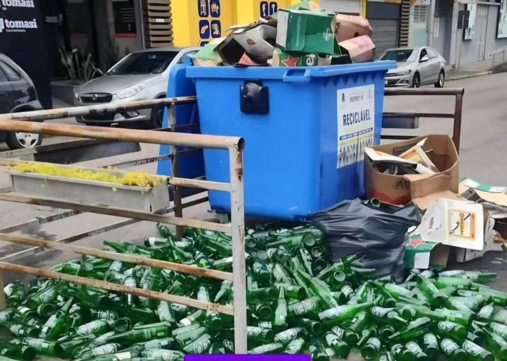 Fiscalização da Prefeitura fecha bar localizado no Centro de Bento Gonçalves
