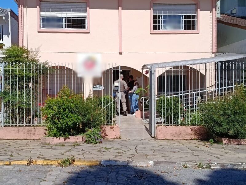 Casa de repouso é interditada no bairro Medianeira, em Farroupilha