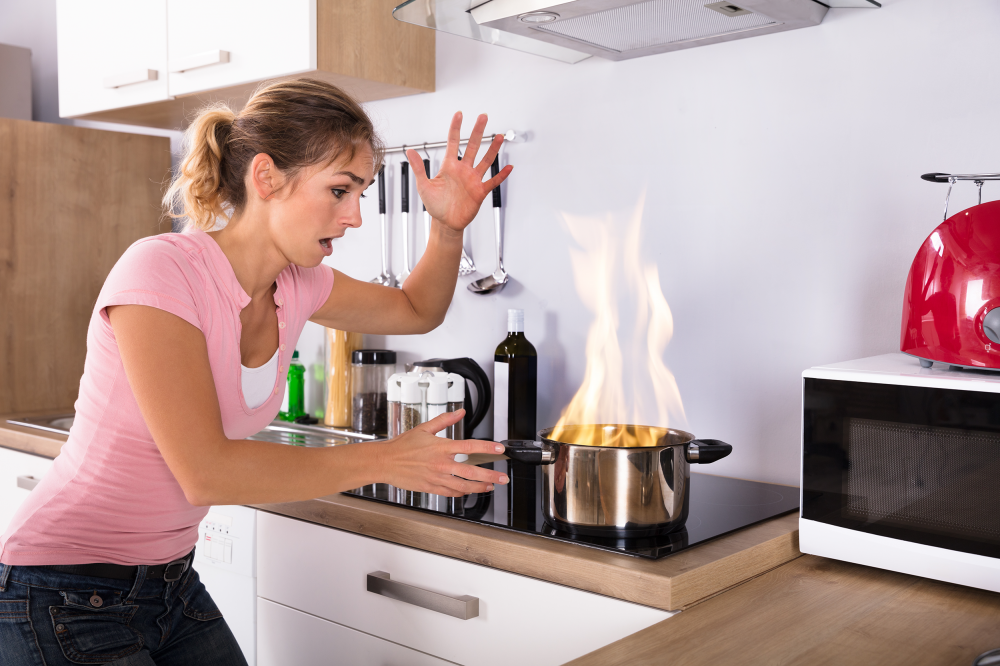  Festas de fim de ano elevam os riscos de acidentes oculares na cozinha