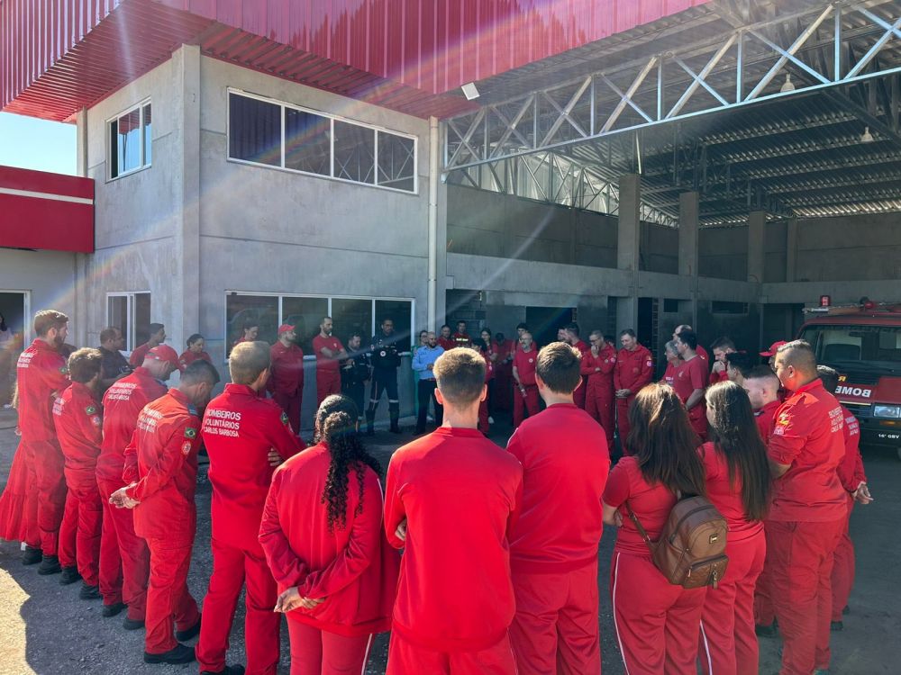 Bombeiros Voluntários de Carlos Barbosa inauguram nova sede