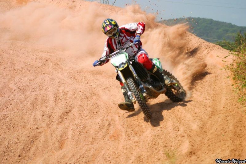 Morre a lenda do Motocross brasileiro Milton "Chumbinho" Becker