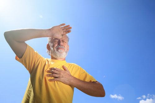 Calor aumenta risco de desmaios e arritmias cardíacas