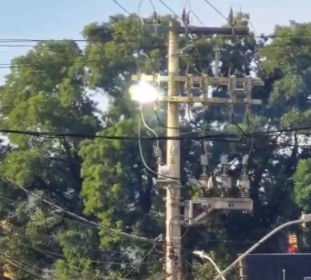 Curto-circuito deixa parte de Garibaldi às escuras nesta quinta-feira