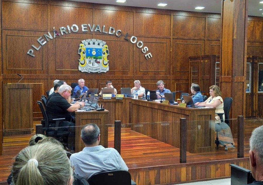 Prefeito Kirch apresenta balaço do governo na Câmara de Vereadores barbosense