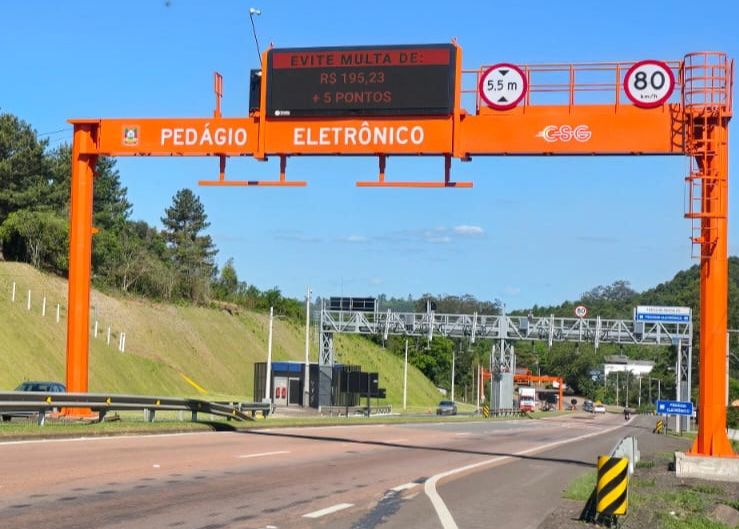 Governo trava 3,4 milhões de multas em pedágios free flow e dá “alívio” a motoristas